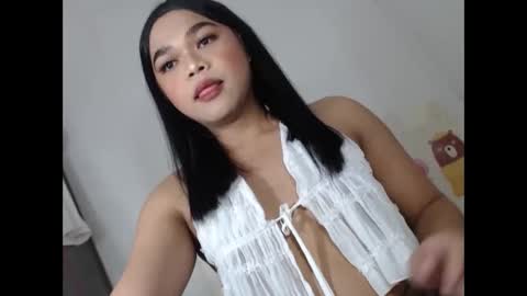 Snapshot of sweetasian_leith20 chatting on 09.12.25 Leith Madrigal online show from 09.12.25