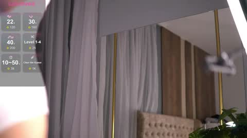 Aura online show from 04.21.26