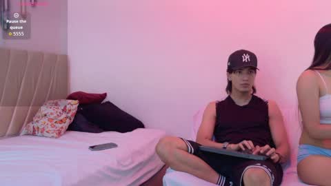 Snapshot of sweetauracouple chatting on 06.05.26 sweetauracouple online show from 06.05.26