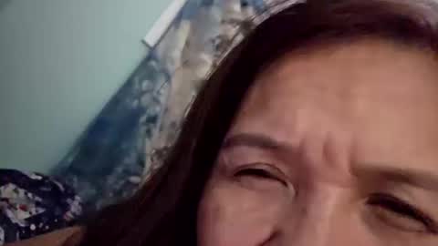 Snapshot of sweetbabe4u27 chatting on 10.16.25 sweetbabe4u27 online show from 10.16.25