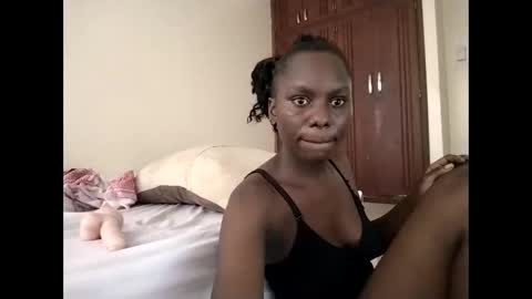 Lunargirl online show from 02.05.26