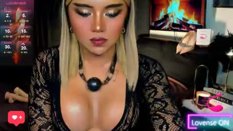 Snapshot of sweetbella69xoxo chatting on 06.20.26 BELLA online show from 06.20.26