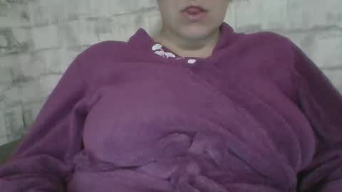 Snapshot of sweetbesty5322 chatting on 03.30.26 sweetbesty5322 online show from 03.30.26