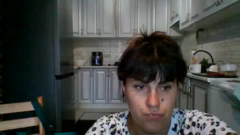Snapshot of sweetbesty5322 chatting on 07.08.26 sweetbesty5322 online show from 07.08.26