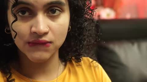 Salom independent model online show from 11.25.25