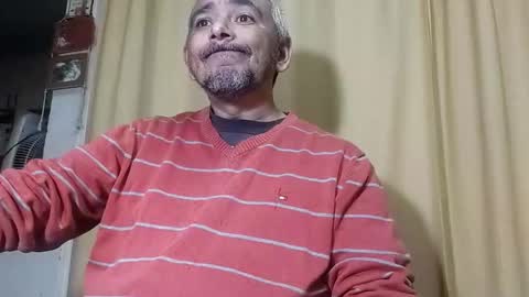 Snapshot of sweetcuervo chatting on 10.14.25 sweetcuervo independent model online show from 10.14.25