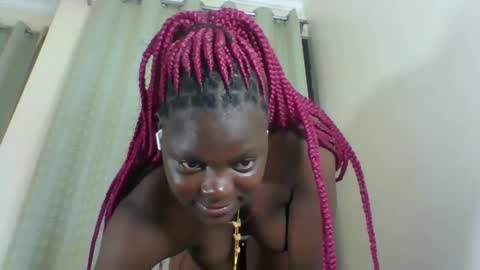 Snapshot of sweetdarkskin chatting on 01.20.25 CLARIS online show from 01.20.25