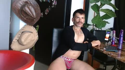 Snapshot of sweetday_19 chatting on 02.24.26 sweetday_19 online show from 02.24.26