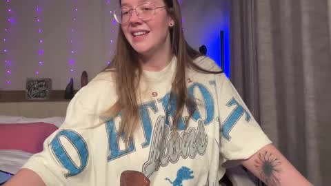 Delilah Samson online show from 12.06.24