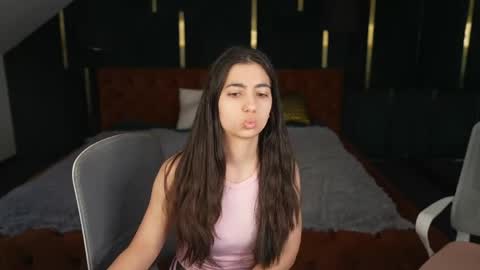 Amelia online show from 04.13.26