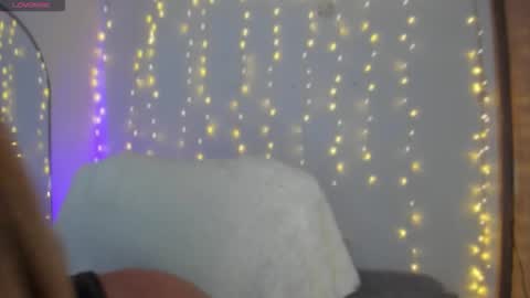 Snapshot of sweetdestiny_ chatting on 02.03.26 natalia online show from 02.03.26