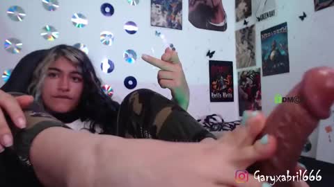 Abril online show from 02.24.25