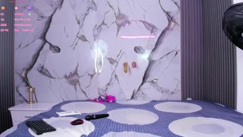 Snapshot of sweetebonny1 chatting on 12.02.25 Jimena online show from 12.02.25