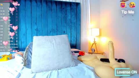 Snapshot of sweetebony_69 chatting on 01.25.25 Mia online show from 01.25.25