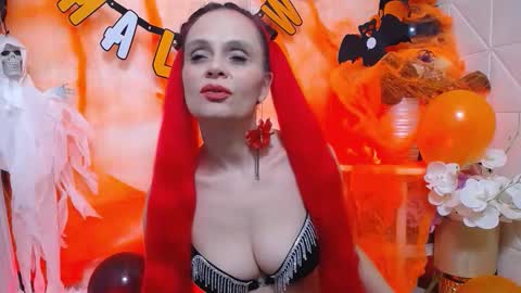 Sweeteest Julie online show from 11.01.25