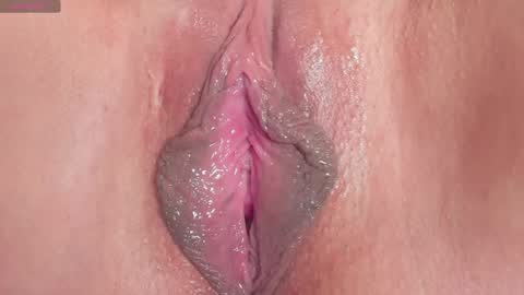 Erika online show from 04.18.26