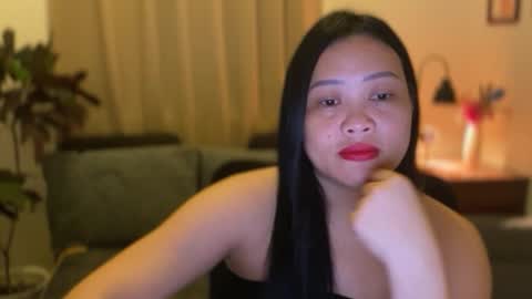 Khaye online show from 11.21.25