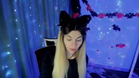 Snapshot of sweetfoyou chatting on 11.01.25 sweetfoyou online show from 11.01.25