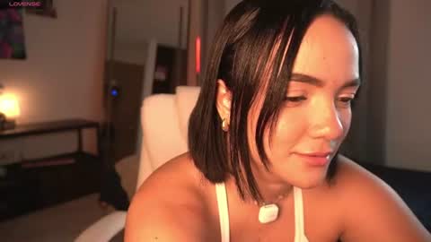 Snapshot of sweetfreckles_ chatting on 07.11.26 PECAS 3 online show from 07.11.26