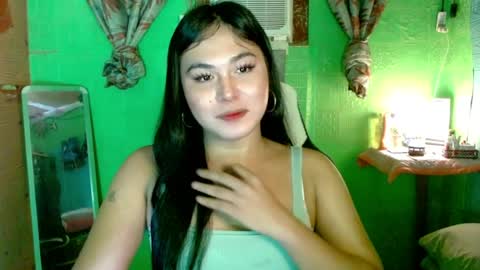 Snapshot of sweetgirl_kathy chatting on 05.25.26 Kathy online show from 05.25.26