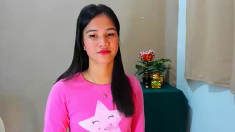 sweetgirl_latina143 online show from 10.03.25