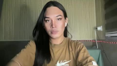 Snapshot of sweetgirl_rhainexxx chatting on 05.28.26 sweetgirl_rhainexxx online show from 05.28.26