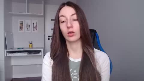 Snapshot of sweetheart_77 chatting on 02.05.26 Emma online show from 02.05.26