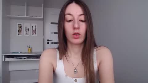 Snapshot of sweetheart_77 chatting on 02.13.26 Emma online show from 02.13.26