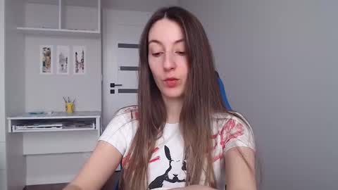 Snapshot of sweetheart_77 chatting on 02.23.26 Emma online show from 02.23.26