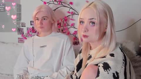 sweethearts_friends online show from 04.01.26