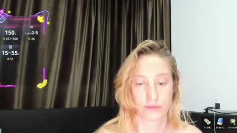 Snapshot of sweethornytanya chatting on 07.12.26 sweethornytanya online show from 07.12.26