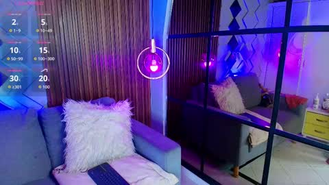 Snapshot of sweetie_foxxxx chatting on 10.16.25 violeta online show from 10.16.25