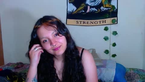 Snapshot of sweetie_maryy chatting on 01.18.26 Maria my insta sweetie maryy online show from 01.18.26