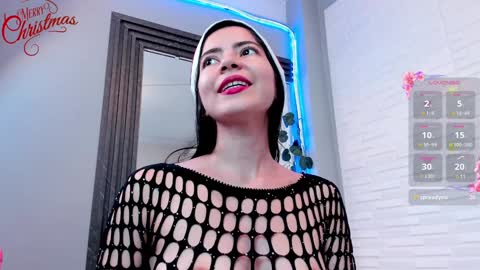 Snapshot of sweetieandjuiicy chatting on 12.27.24 Call me Nataly online show from 12.27.24