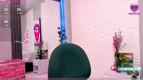 Snapshot of sweetieandjuiicy chatting on 02.01.25 Call me Nataly online show from 02.01.25