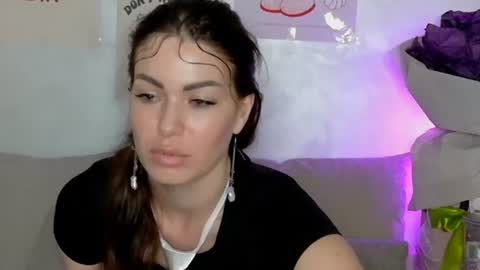 Snapshot of sweetiedarlingxoxox chatting on 06.18.26 Daddy Babby Girl online show from 06.18.26
