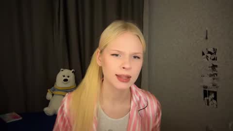 sweetie Lisa3 online show from 01.10.25