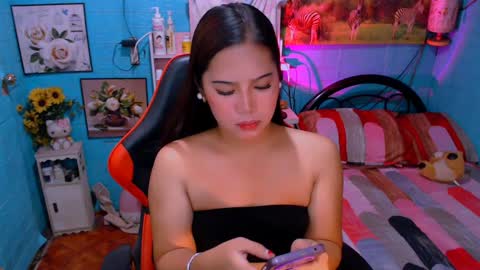 Nicole online show from 02.02.25