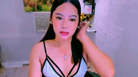 Nicole online show from 10.20.25