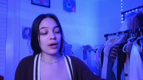 Snapshot of sweetieslikebutter chatting on 10.02.25 Blu Sweets online show from 10.02.25