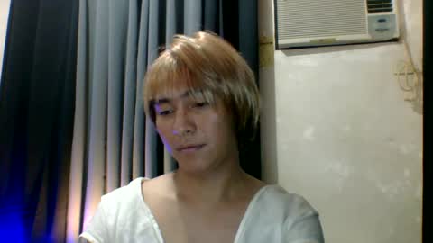 Snapshot of sweetinocent69xxx chatting on 06.16.26 Sweet Inocent online show from 06.16.26