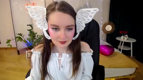 sweetintouch online show from 02.19.25