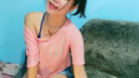 Snapshot of sweetjowa chatting on 09.29.25 jona online show from 09.29.25