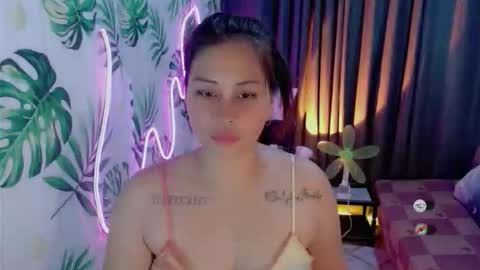 Snapshot of sweetjynn1995 chatting on 04.19.26 Sweet Jynn95 online show from 04.19.26