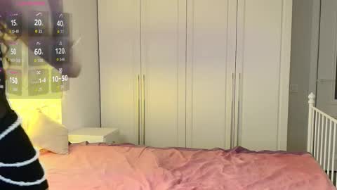 Nabilla online show from 12.15.25