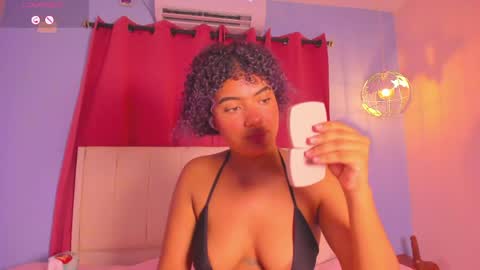 Snapshot of sweetkimmie_ chatting on 06.03.26 Isabel online show from 06.03.26