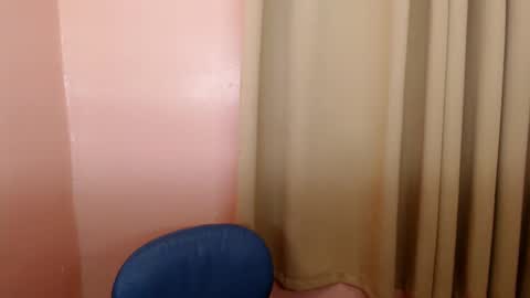 Leah online show from 01.03.25