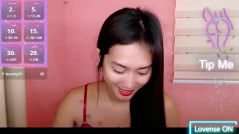 Leah online show from 03.12.25