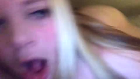 Snapshot of sweetlisa92 chatting on 12.25.24 Lisa online show from 12.25.24