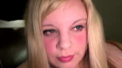 Snapshot of sweetlisa92 chatting on 04.13.26 Lisa online show from 04.13.26
